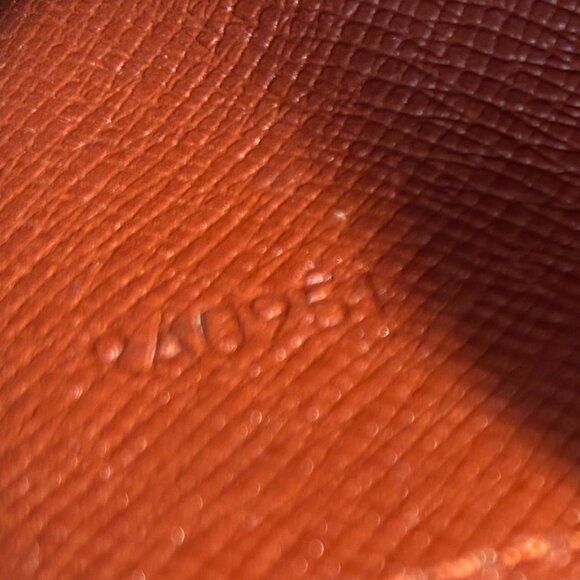 Louis Vuitton Monogram Porte Monnaie Billets Tresor Bifold Wallet - Picture 11 of 11